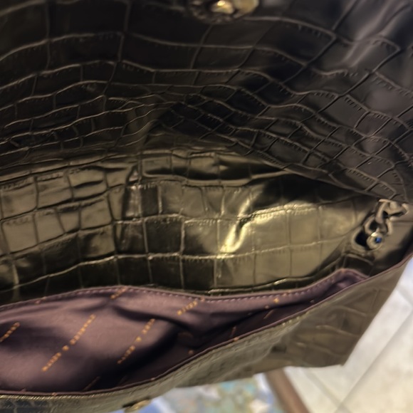 Charles and Keith Handbag/tote - Picture 4 of 5